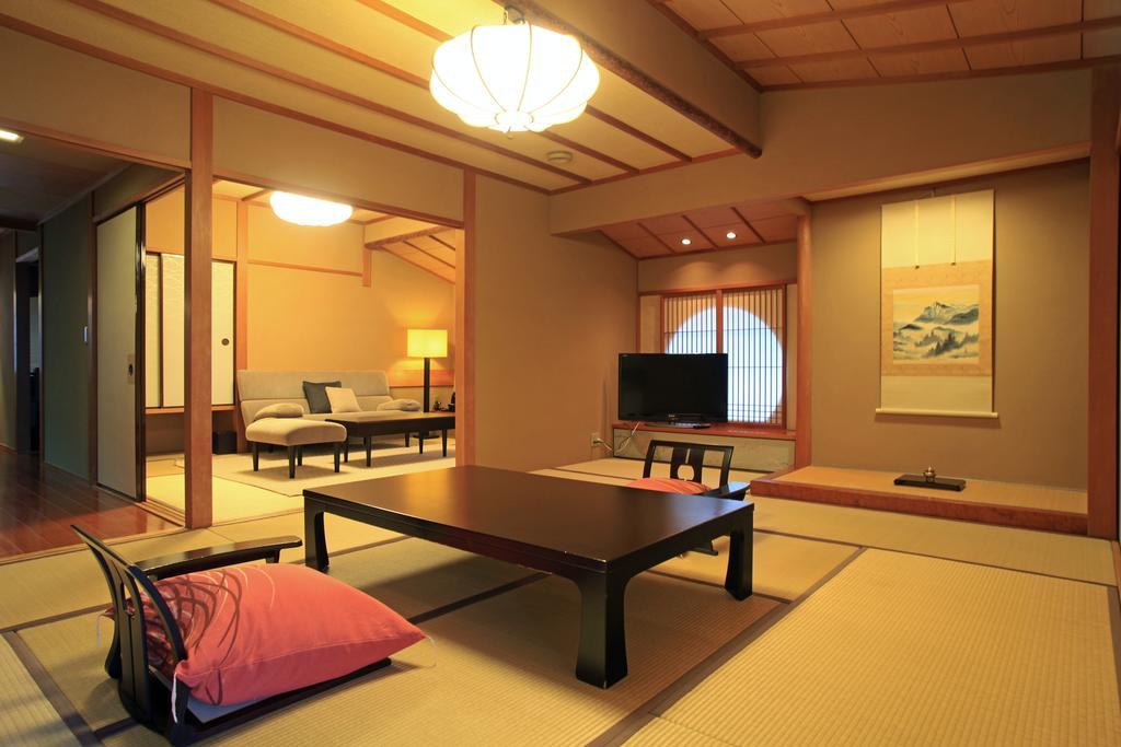 Shogetsu Hotel Gero Szoba fotó